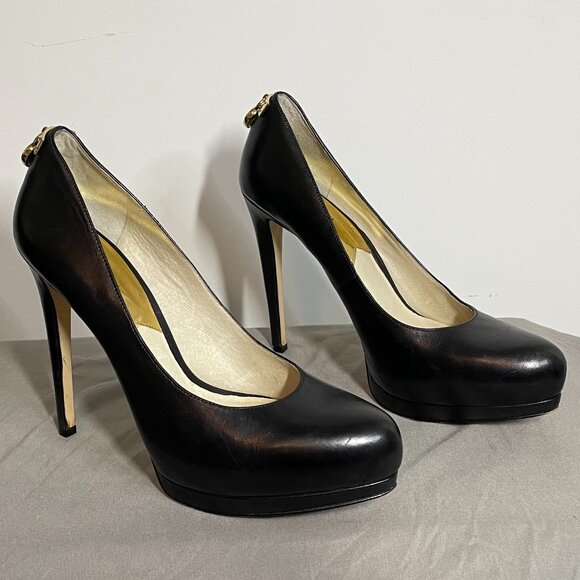 Michael Kors - Hamilton Pump - Picture 7 of 9